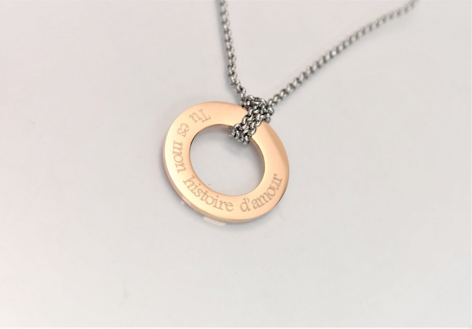 Trendy modern personalized donut pendant with chain avaialble in three beautiful colours – Image 20