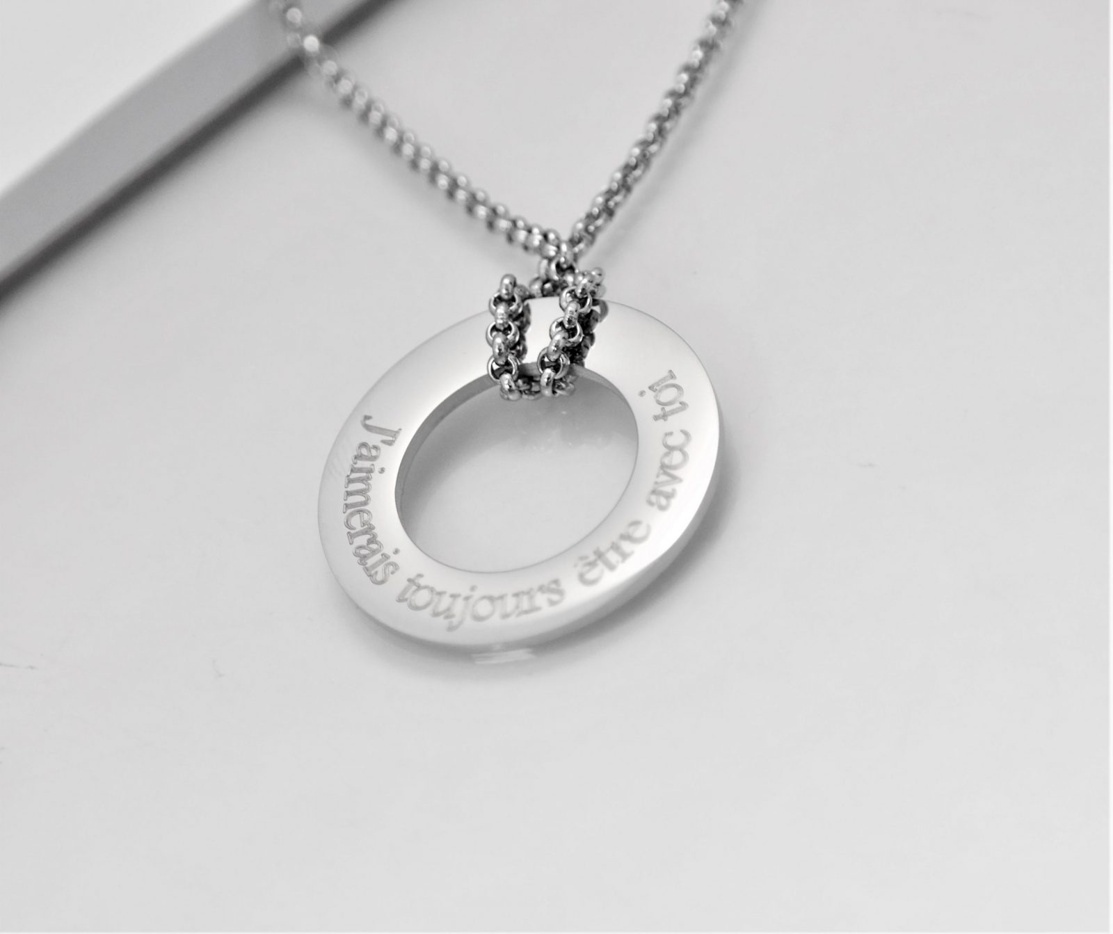 Trendy modern personalized donut pendant with chain avaialble in three beautiful colours – Image 16