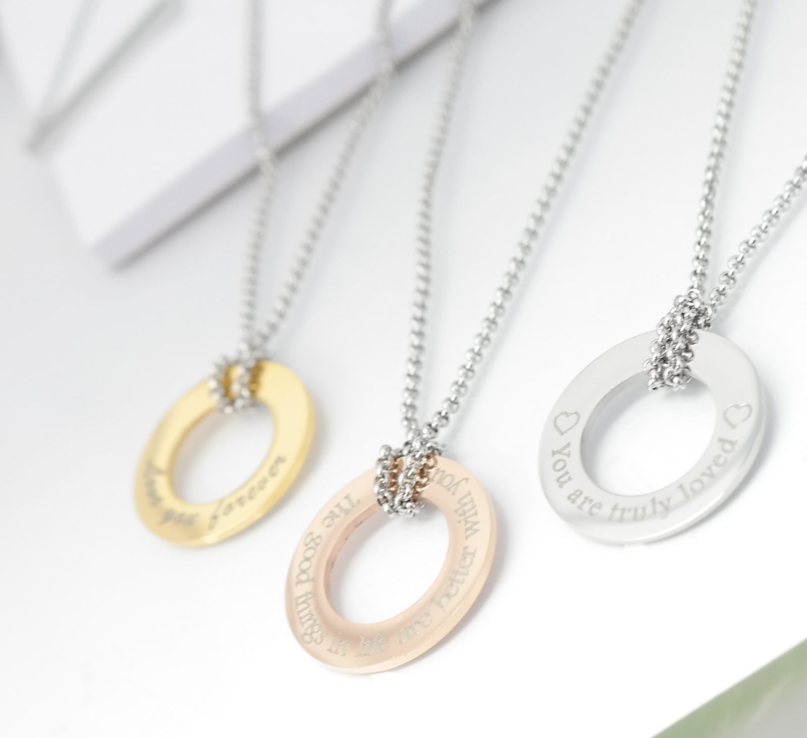 Trendy modern personalized donut pendant with chain avaialble in three beautiful colours – Image 5