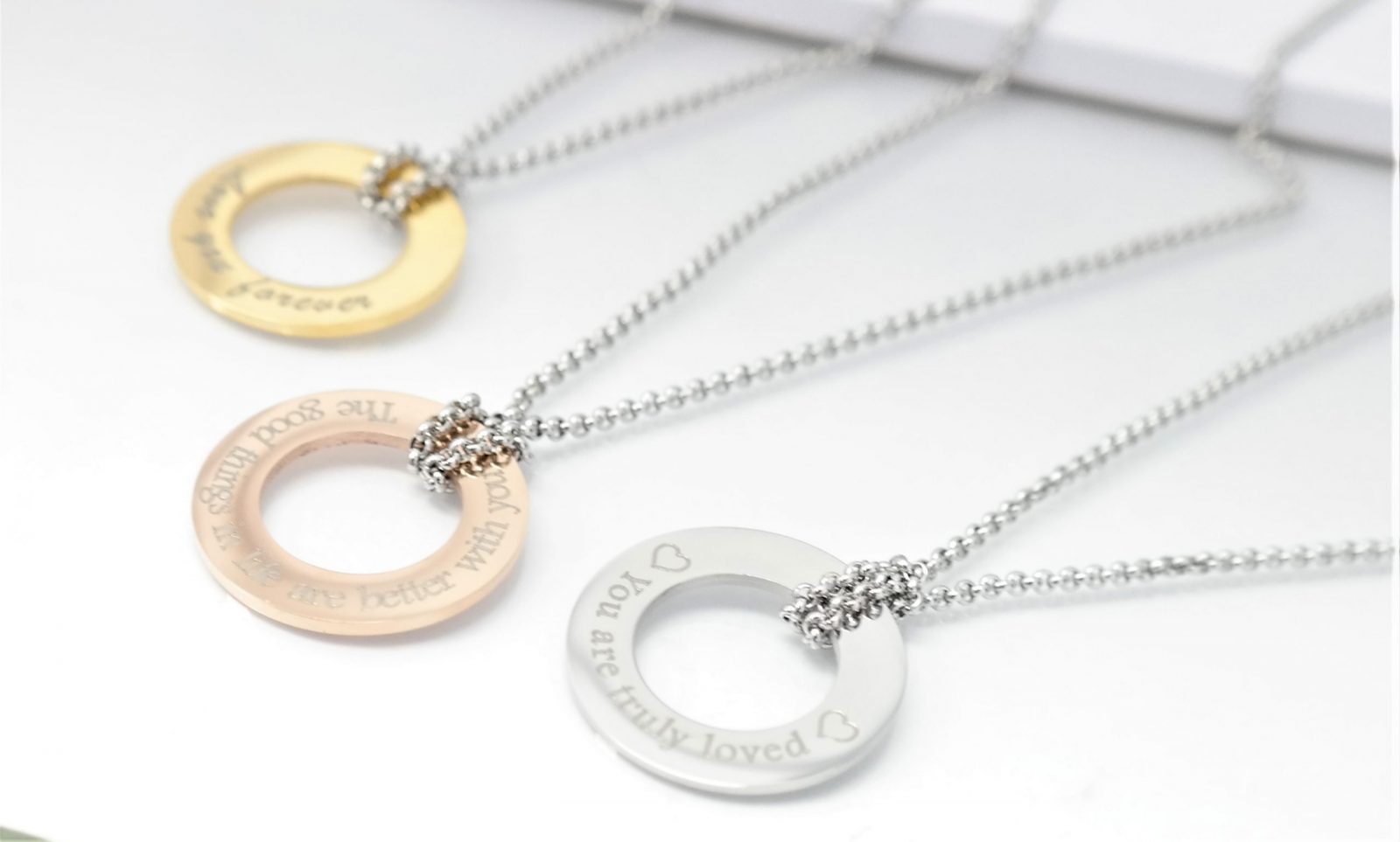 Trendy modern personalized donut pendant with chain avaialble in three beautiful colours – Image 4