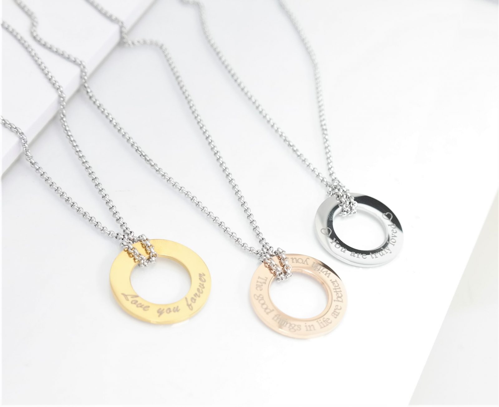 Trendy modern personalized donut pendant with chain avaialble in three beautiful colours – Image 3