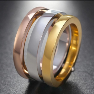 Beautiful articulated ring in three colours