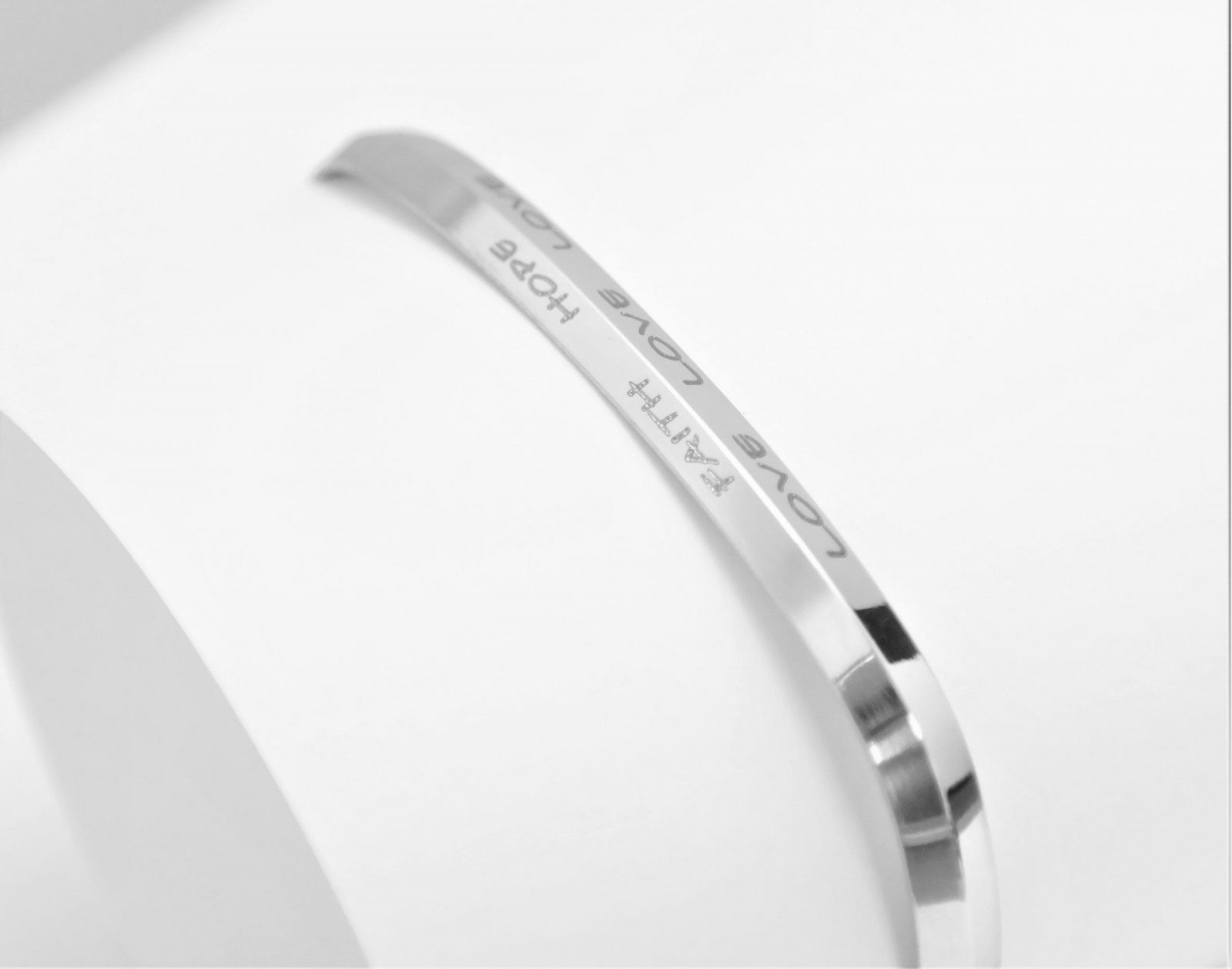 Original personalized rectangular bracelet available in three beuatiful colours – Image 13