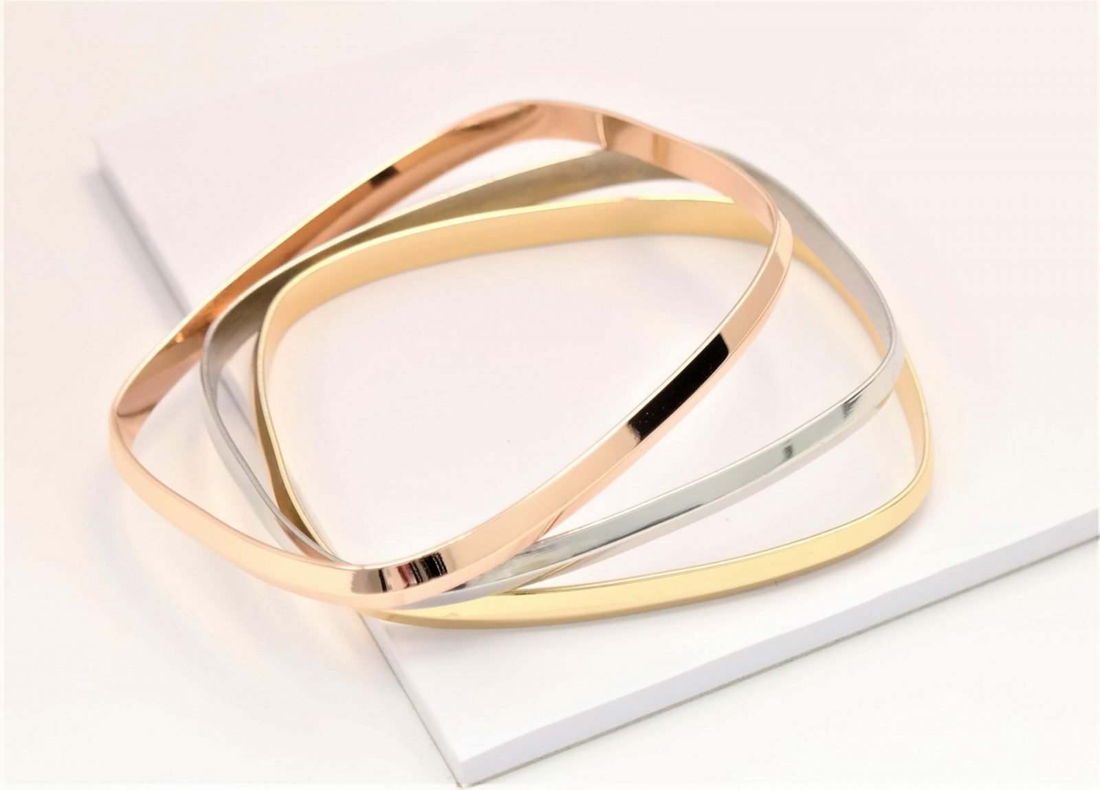 Original personalized rectangular bracelet available in three beuatiful colours – Image 11