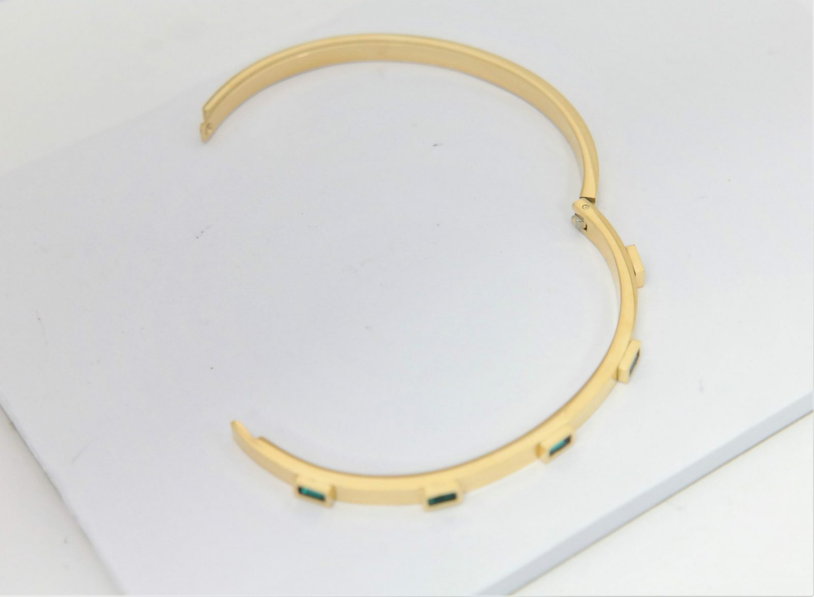 Bracelet avec pierres baguette ou pierres rondes incrustées – Image 18