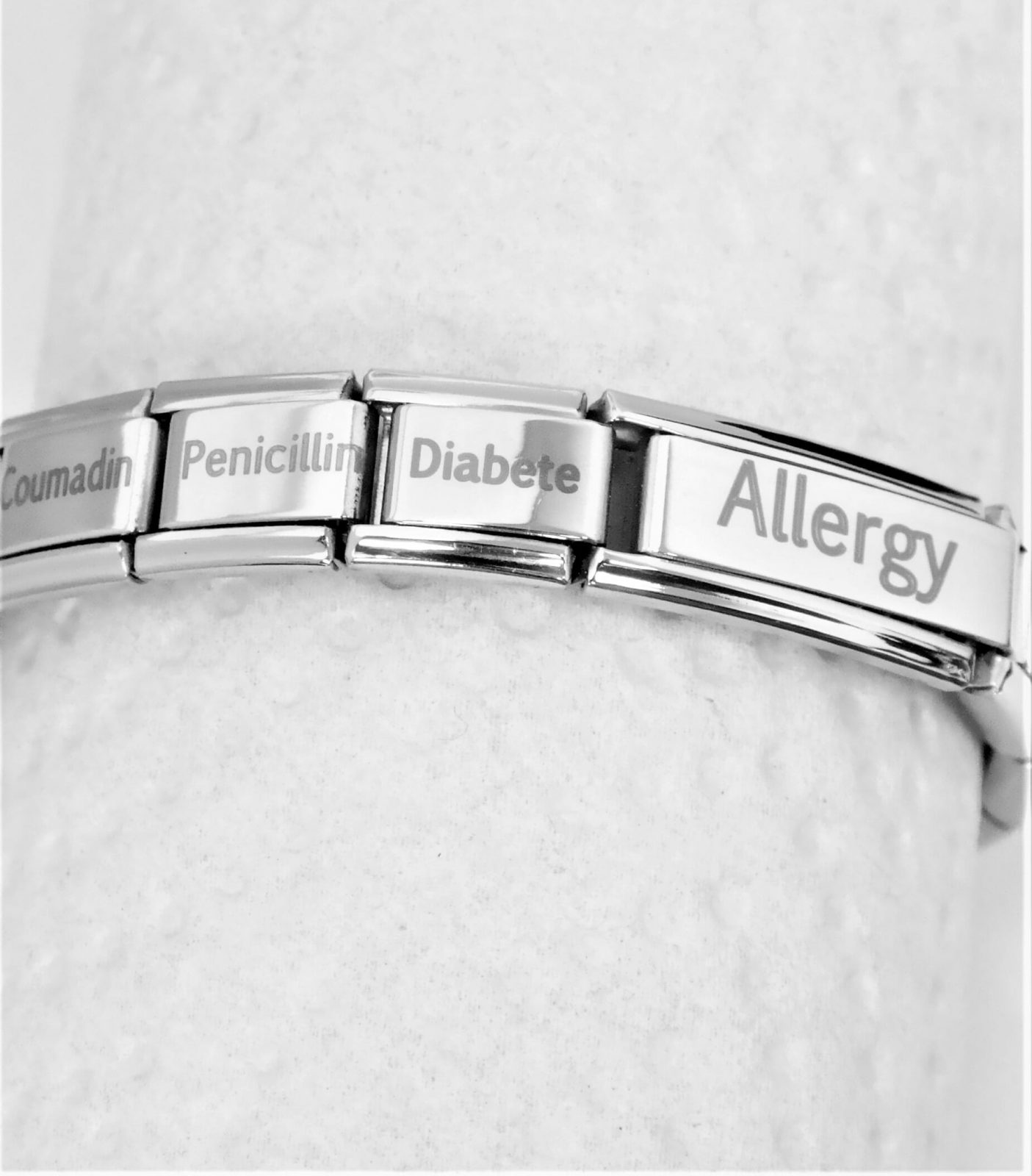 Elegant stretchy personalized medical bracelet, perfectly adapted to your wrist, comfortable and useful – Image 17