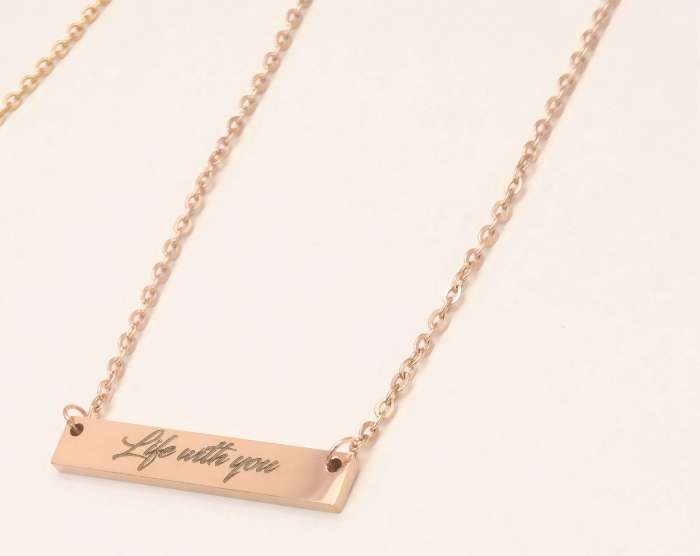 Collier pendentif personnalisé rectangulaire pour femme en acier de haute qualité – Image 16