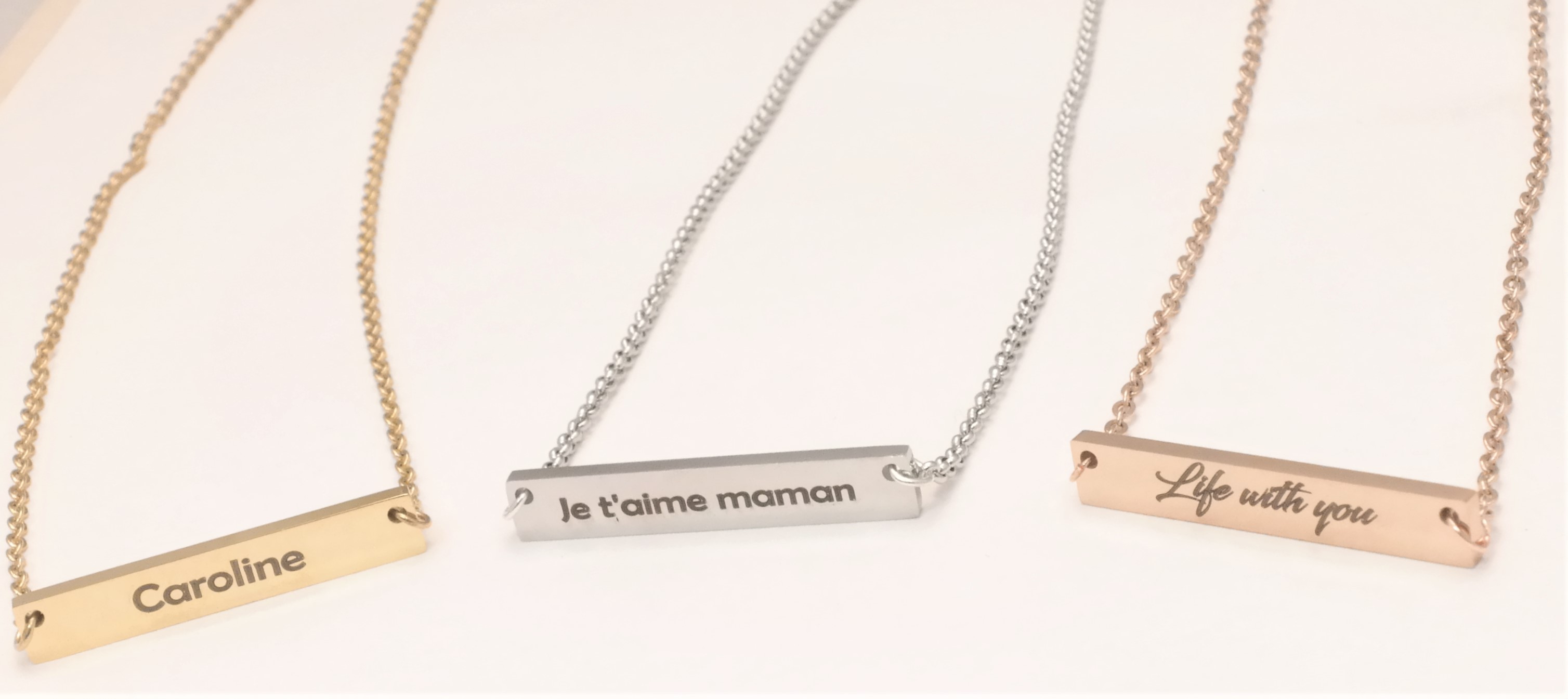 Collier pendentif personnalisé rectangulaire pour femme en acier de haute qualité – Image 3