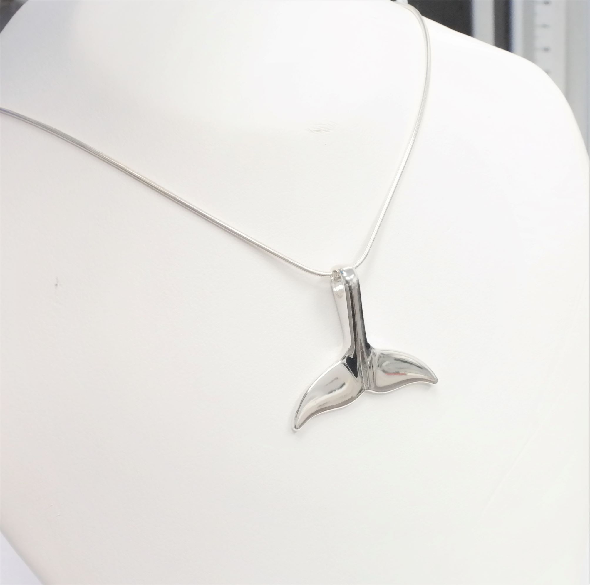 Fabuleuse queue de baleine en argent massif 925 (fait main) – Image 4