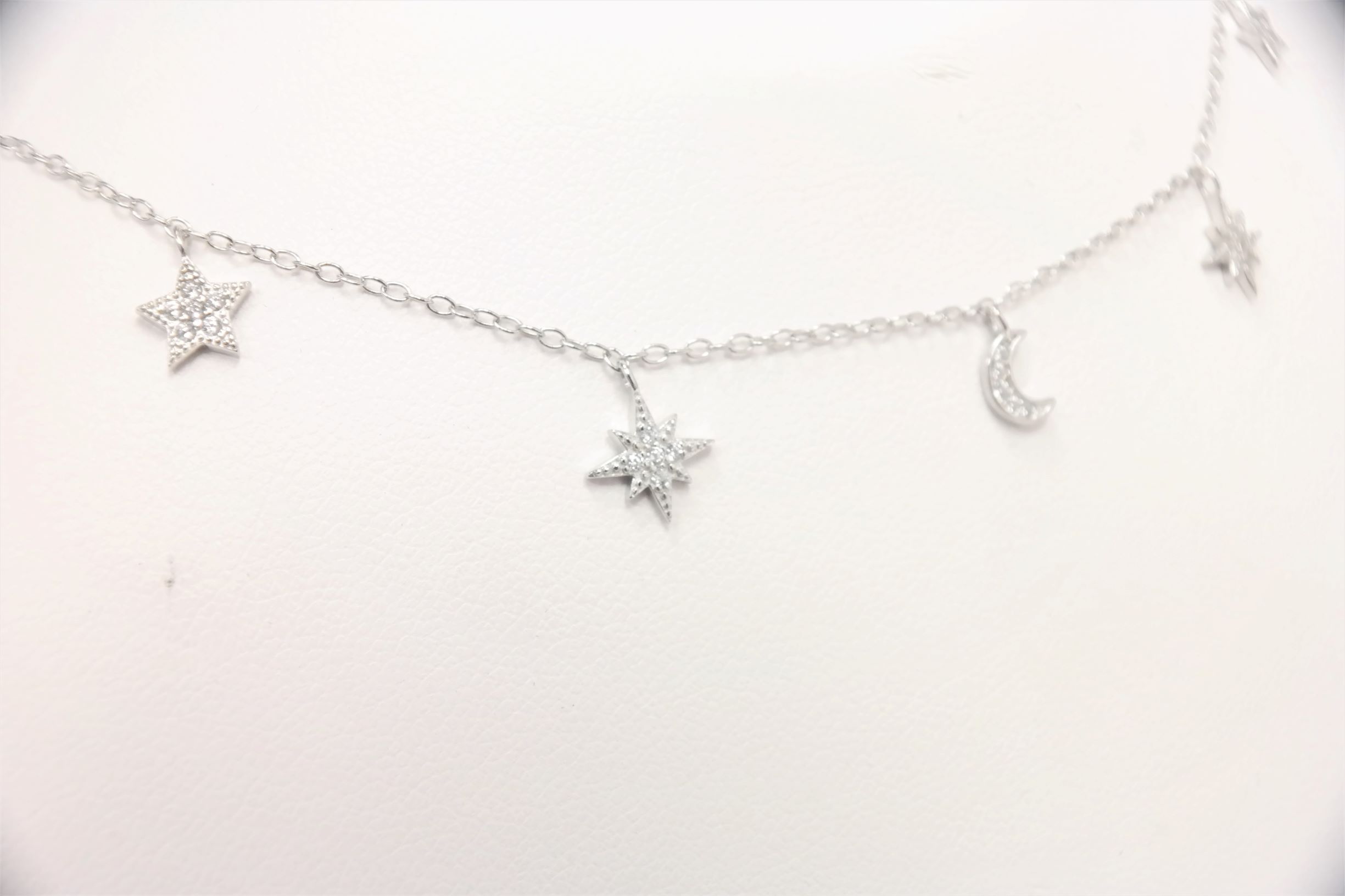 Beautiful trendy 925 sterling silver moon and star necklace – Image 5