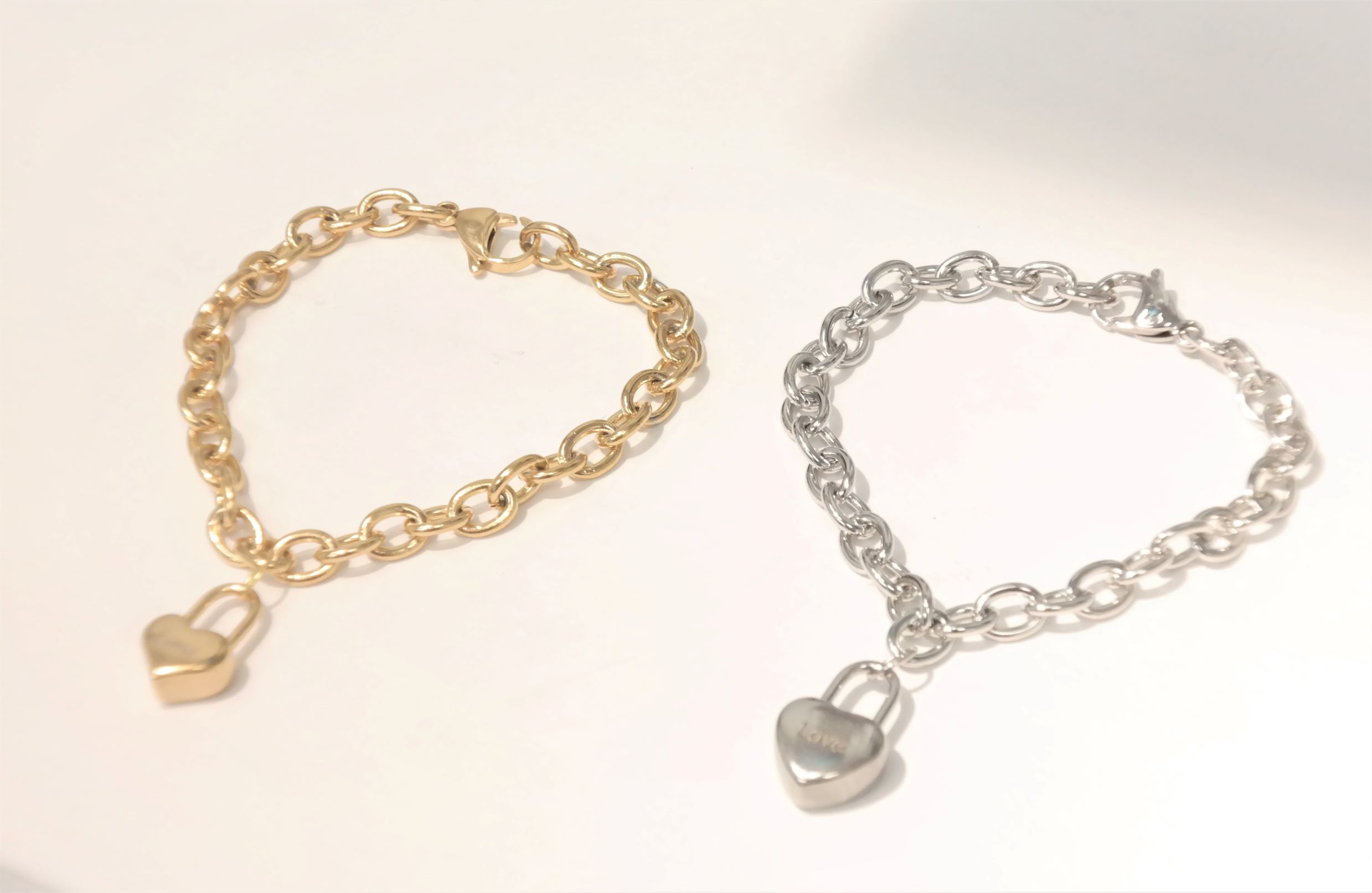 Bracelet personnalisé de haute qualité en acier inoxydable hypo-allergène